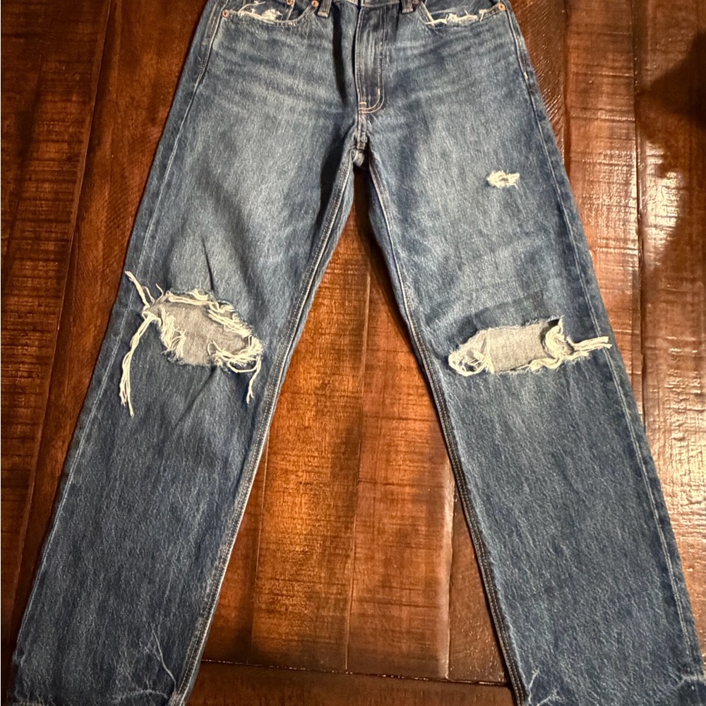American Eagle Outfitters Ripped Blue Jeans